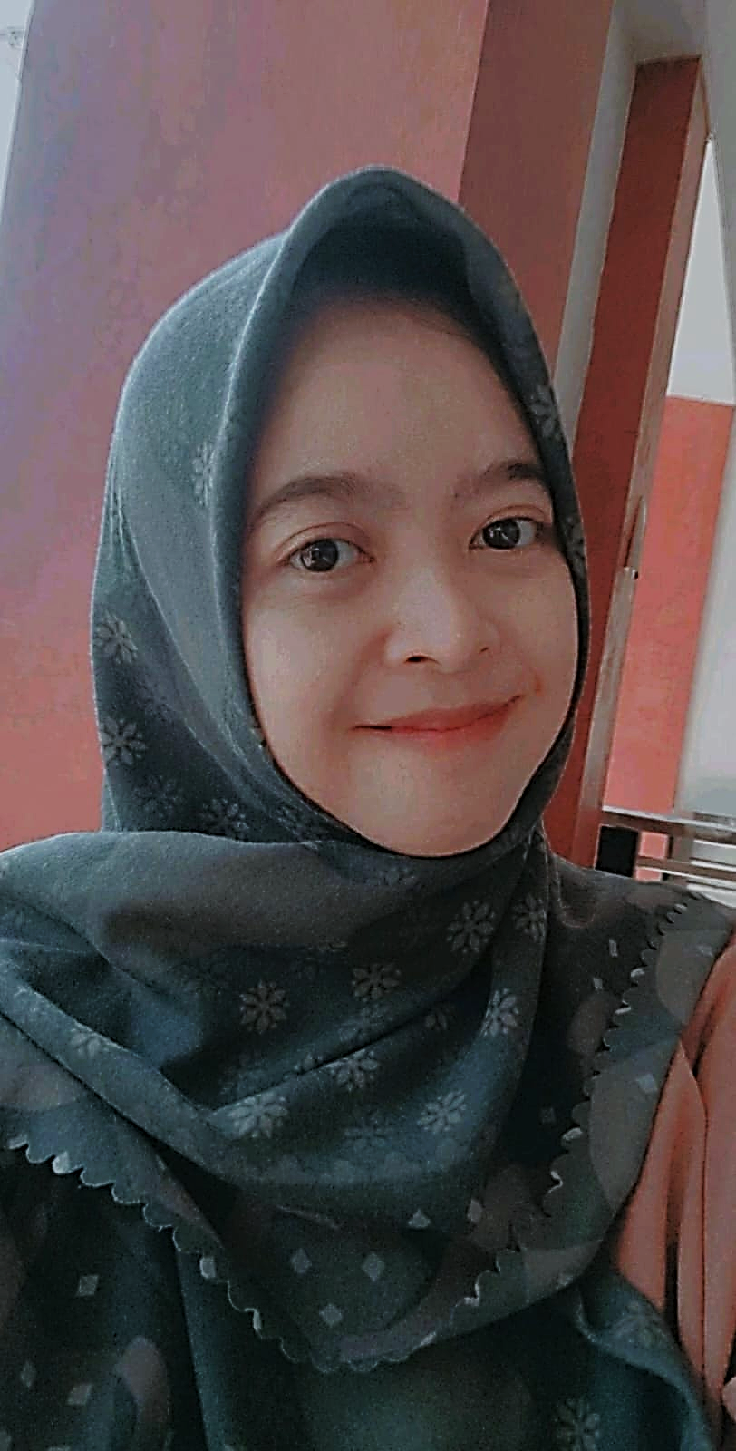 Ikha Listyarini